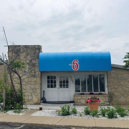 Motel 6-Hamburg, Ny Экстерьер фото