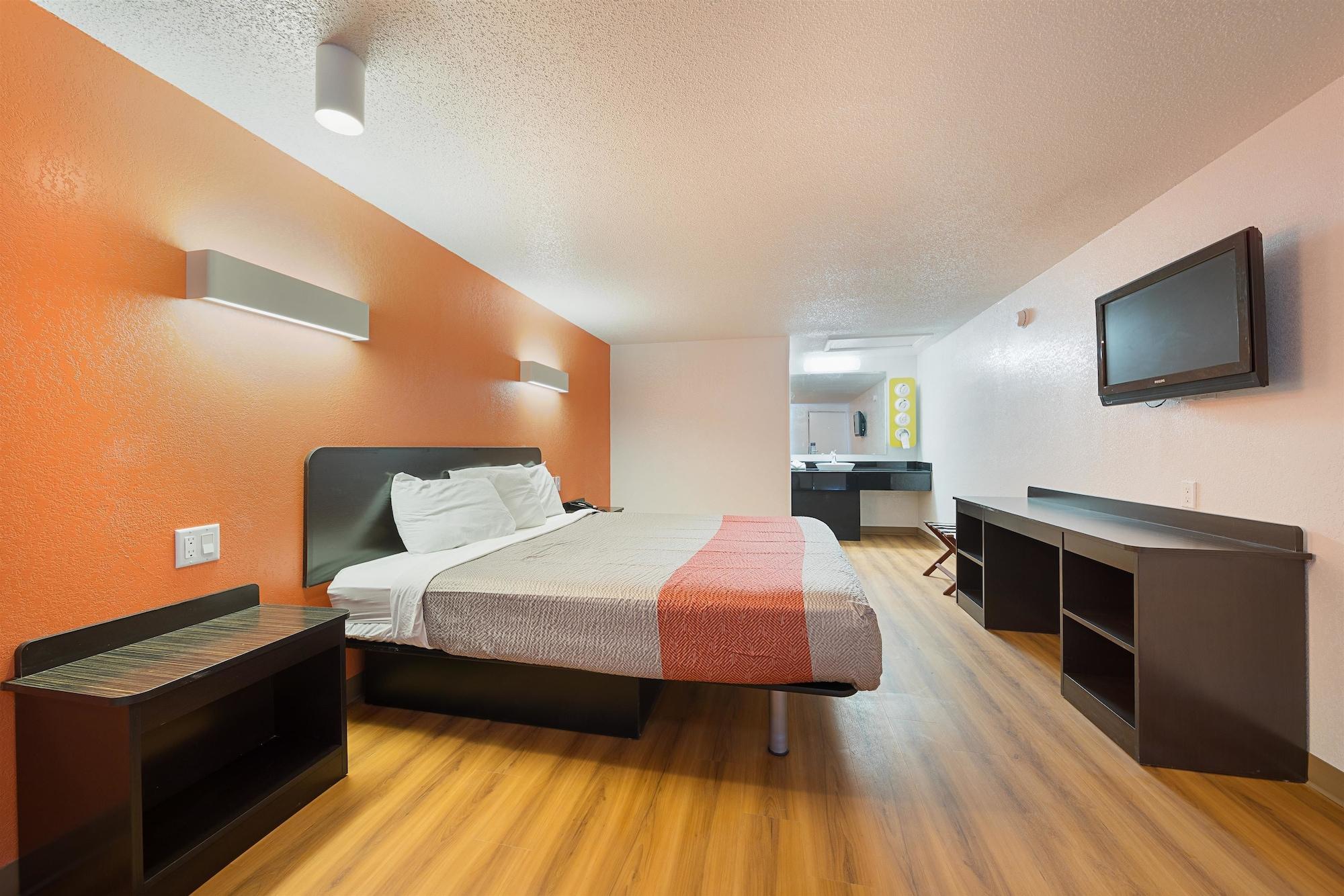 Motel 6-Hamburg, Ny Экстерьер фото