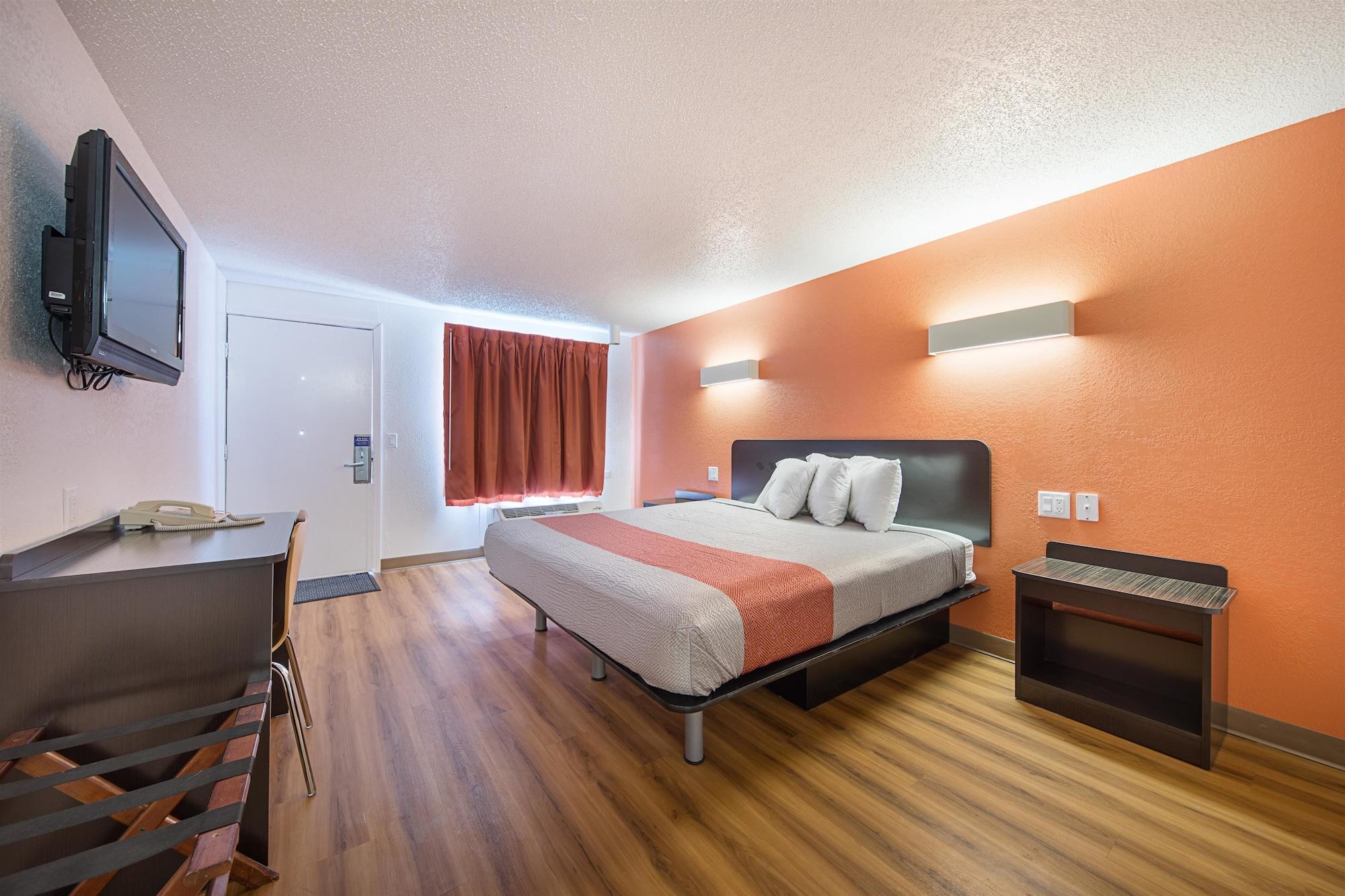 Motel 6-Hamburg, Ny Экстерьер фото