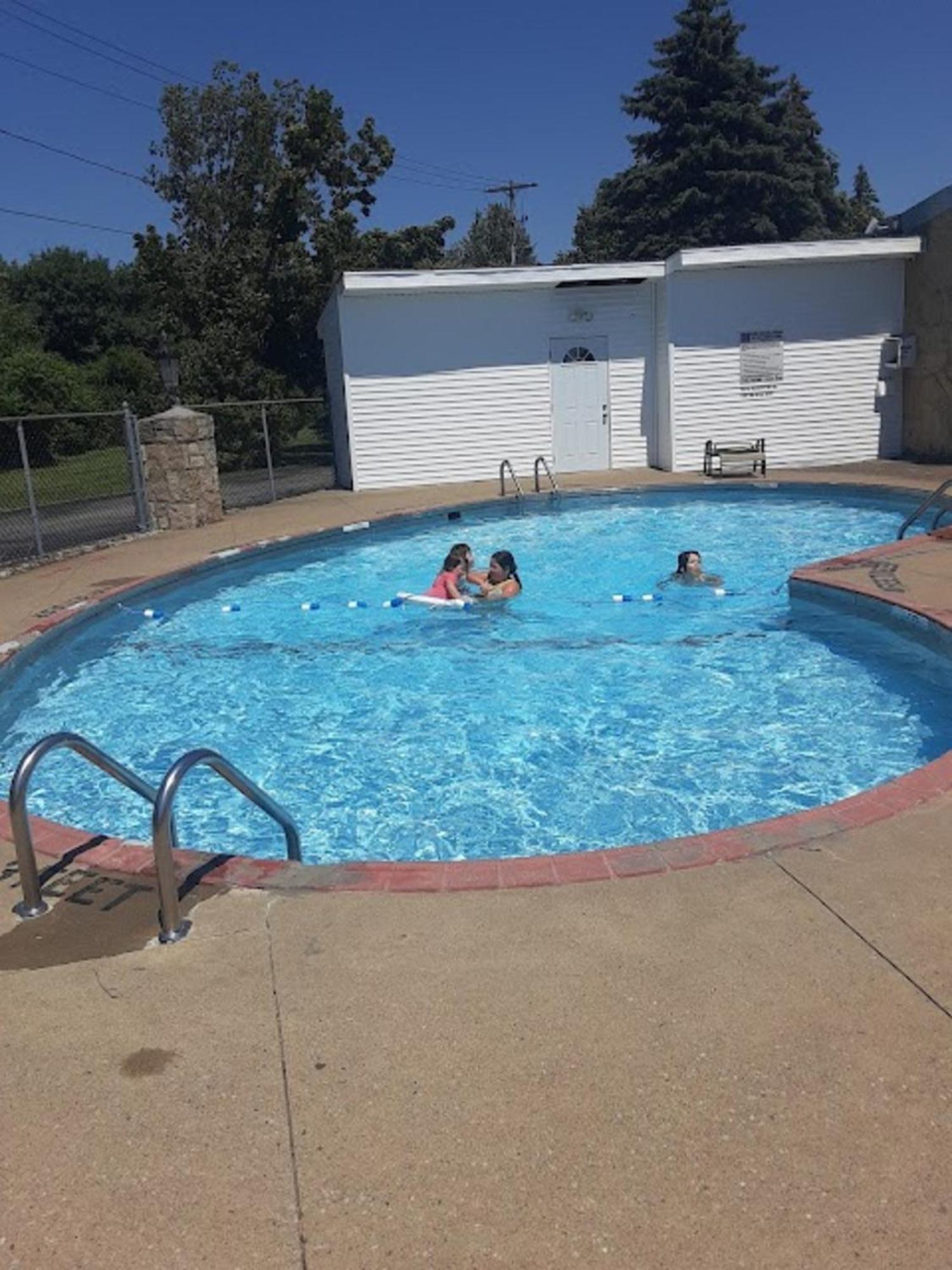 Motel 6-Hamburg, Ny Экстерьер фото