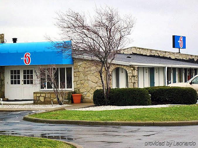 Motel 6-Hamburg, Ny Экстерьер фото